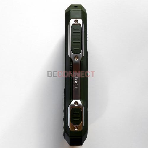 Land Rover T8 Green